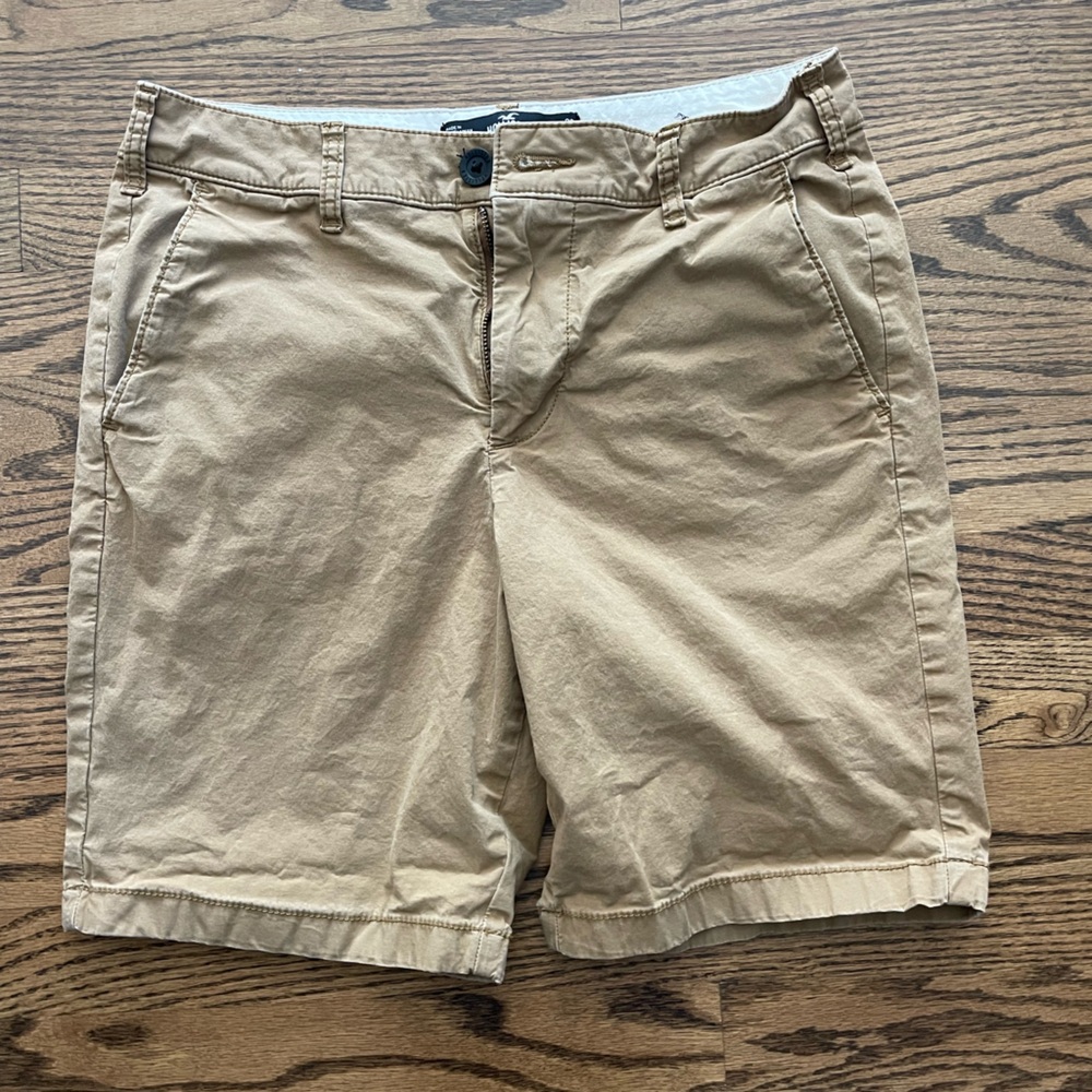 Hollister tan men’s shorts size 30